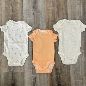 Carters Precious Firsts onesies - set of 3